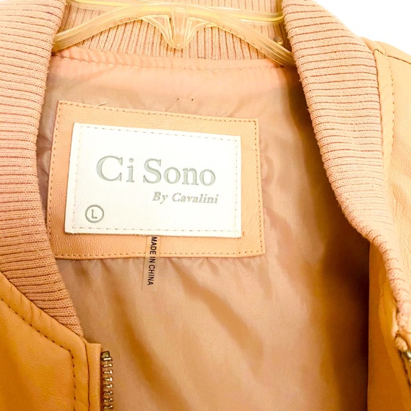 Jacket - Picture 2 of 9